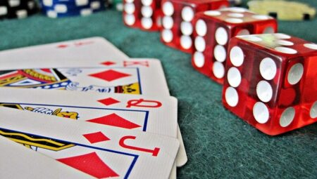 Thủ thuật chơi Mậu Binh ít vẫn thắng nhiều trên cổng game Win79